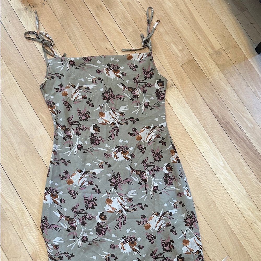SHEIN Olive Floral Midi Dress
